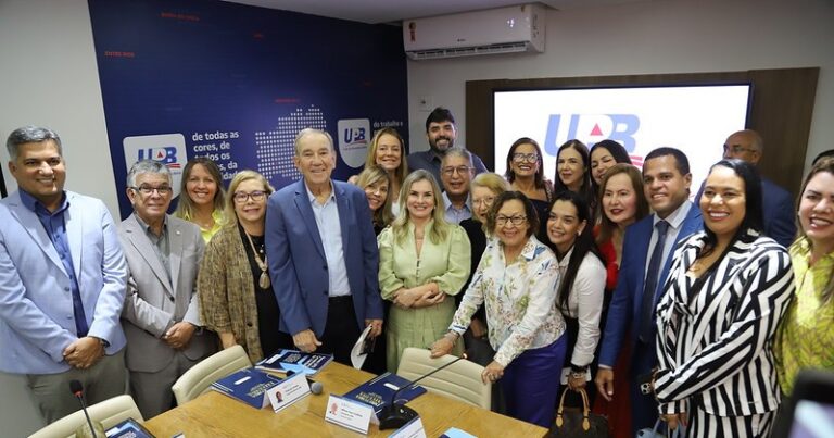 Diretoria da UPB completa 45 dias de gestão, entrega Espaço UPB Mulheres Municipalistas e melhorias