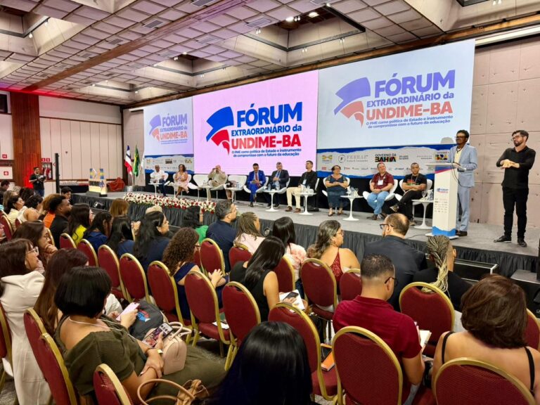 UPB destaca avanços na alfabetização e reforça parceria com municípios durante fórum da Undime Bahia