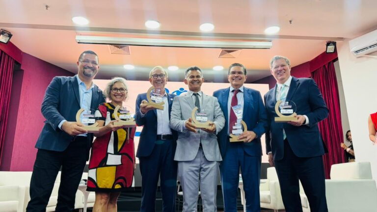 UPB reforça importância da gestão consorciada na abertura do encontro que celebra 20 anos da Lei dos Consórcios Públicos