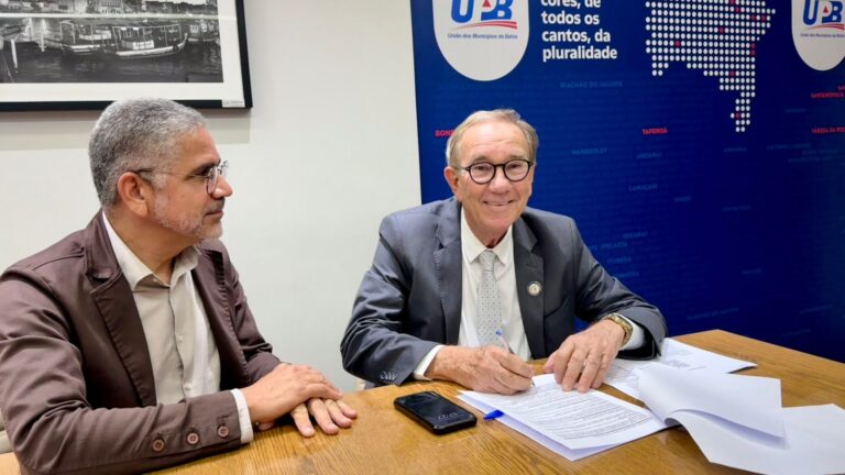UPB firma acordo de cooperação com a Rede de Parcerias do Governo Federal