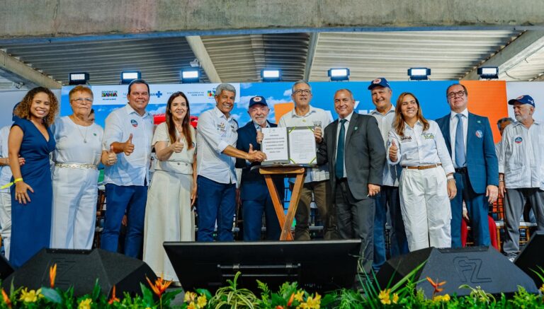UPB participa de cerimônia com Lula para entrega de ambulâncias do Samu e anúncio de investimentos na saúde da Bahia