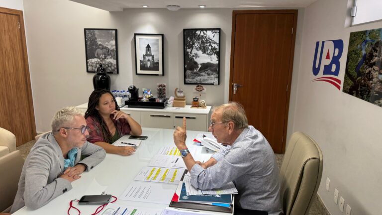 Presidente da UPB recebe secretário de Cultura da Bahia para discutir valorização do forró nos festejos juninos