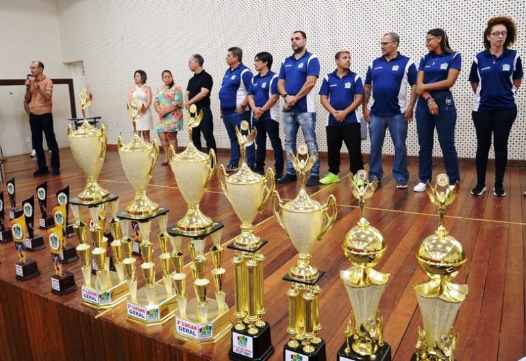 Jogos Estudantis 2025 celebra integração e premia escolas campeãs em Barreiras
