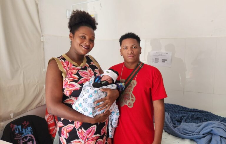 Hospital de Vitória da Conquista emite certidão de nascimento na maternidade