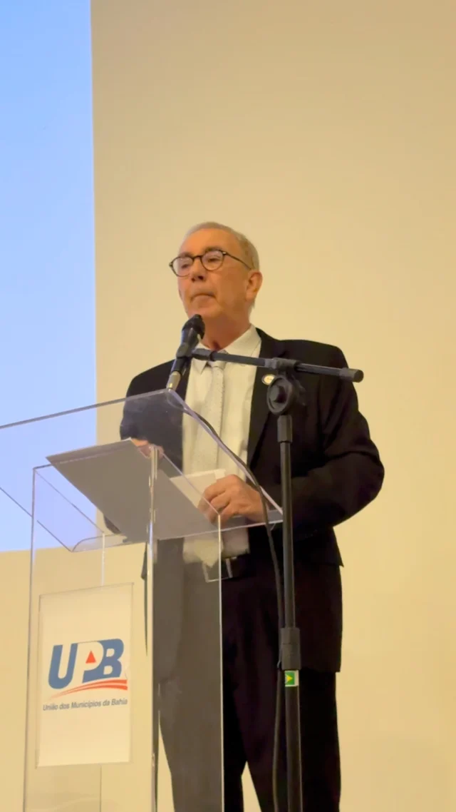 A UPB foi palco de um grande espaço de escuta às principais necessidades dos municípios baianos no setor de energia elétrica. No Encontro de Contas que a entidade municipalista promoveu com a Neoenergia Coelba, nesta terça-feira (19), foram apresentadas as demandas, que travam o desenvolvimento Bahia, a exemplo da expansão de rede, aumento de carga, quedas e oscilação de fase, além de novas ligações em obras públicas a serem inauguradas. 

A iniciativa faz parte do esforço do Presidente da UPB, Wilson Cardoso, e de toda Diretoria da UPB para avançar em resolutividade no serviço da Neoenergia Coelba prestado aos municípios, o que inclui o atendimento técnicos individualizado da concessionária aos gestores municipais, na sede da UPB, até esta quinta-feira (21) e um novo canal de diálogo que se inaugura a partir deste importante evento.

Juntos, vamos avançar o desenvolvimento da Bahia 🤝💡