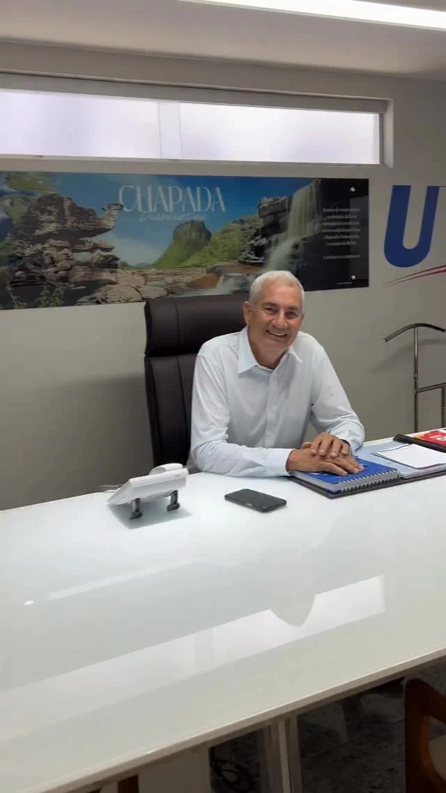 A semana na UPB começa com mais uma importante movimentação! O prefeito de Medeiros Neto e vice-presidente @betopintomn , assume interinamente a presidência da entidade. A iniciativa faz parte do modelo de gestão colaborativa implementado pelo presidente @wilsonpcardoso_ que promove o revezamento entre os diretores da Casa.

Durante a semana, Beto Pinto estará à frente da representação institucional da UPB em eventos, reuniões e nos atendimentos a gestores que visitarem a instituição em Salvador. Diretoria atuante é a UPB fortalecida com União de Verdade 🤝