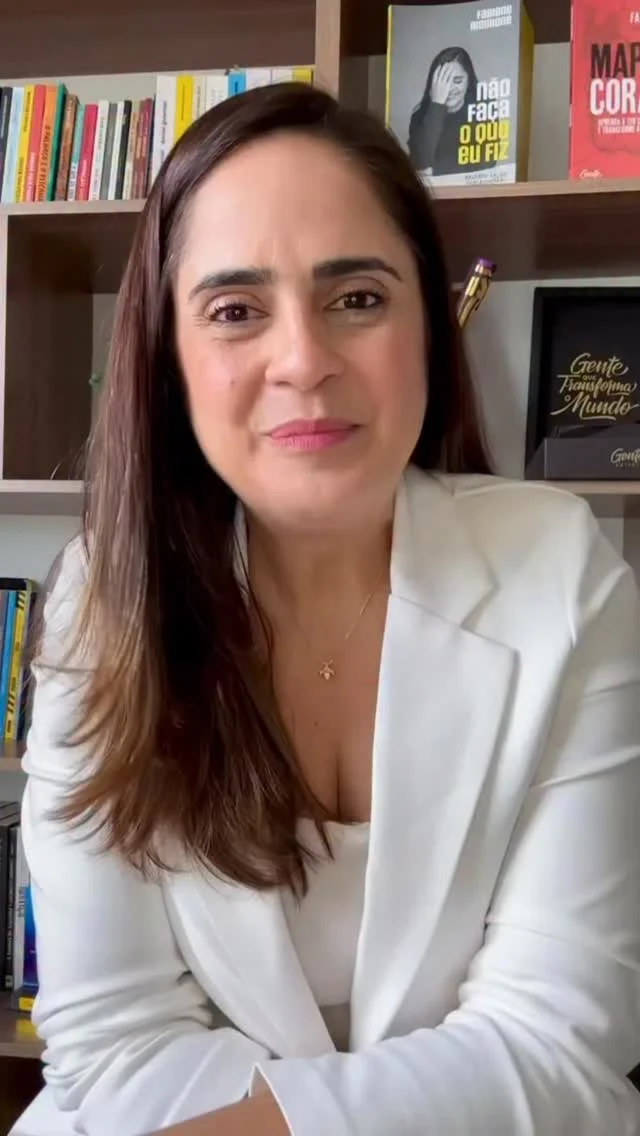 Vamos juntas fortalecer o municipalismo feminino e ampliar o protagonismo das gestoras baianas!

A UPB convida todas as prefeitas, vice-prefeitas e lideranças femininas para viver uma experiência transformadora no Encontro de Mulheres Municipalistas, no dia 2 de dezembro, em parceria com o Sebrae e a ENAP.

A escritora e palestrante Fabiane Maimone chega para conduzir um bate-papo cheio de energia e propósito sobre “Coragem, Identidade e Propósito nos Negócios e na Política”, um momento pensado para despertar reflexões profundas, promover conexões e acender novas inspirações.