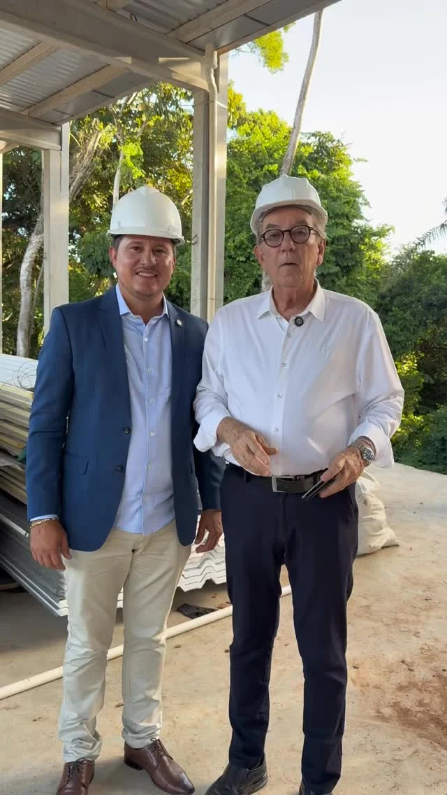 Obra avançando e o compromisso com o municipalismo forte, com o apoio dos nossos prefeitos! 

O Presidente @wilsonpcardoso_ recebeu o prefeito de Guajeru @galegoguajeru para apresentar o andamento da reforma do auditório e ampliação da sede com um novo anexo.

Uma nova UPB nasce a cada dia! Estamos Juntos 🤝