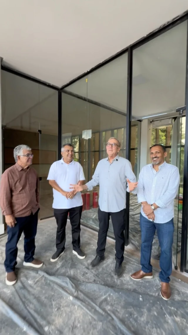 Já colocou na agenda?

No dia 13 de agosto, às 16h, vamos viver um momento que marcará a história do municipalismo baiano.

A reforma e ampliação da UPB é mais do que uma obra. É um legado construído com a força, a união e o compromisso dos prefeitos e prefeitas dos 417 municípios da Bahia. Um espaço pensado para acolher, representar e fortalecer quem trabalha diariamente pelo desenvolvimento da Bahia, com a melhor estrutura do Brasil, entre as entidades municipalistas estaduais.

Novos Espaços, Novas Conquistas! 

Esperamos você para celebrar esse capítulo histórico ao nosso lado.

📍13 de agosto | ⏰ 16h