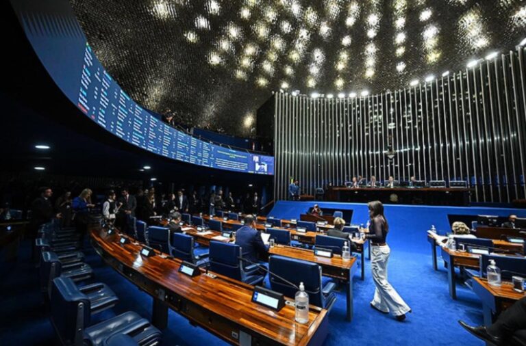 Senado aprova projeto que limita retenção do FPM e fortalece o caixa dos municípios